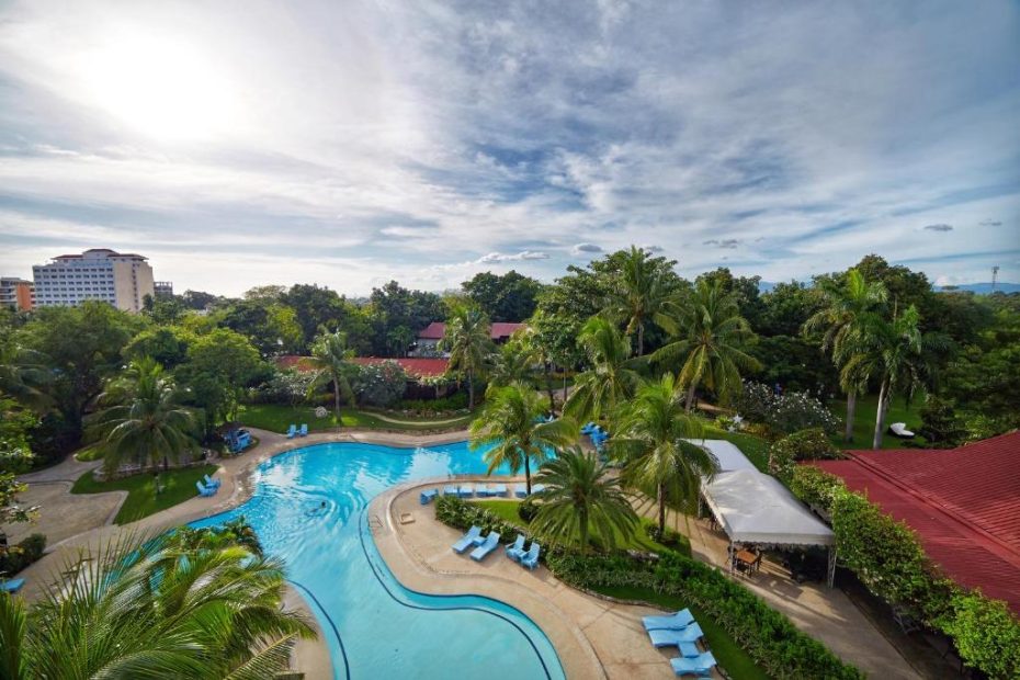 Cebu White Sands Resort And Spa, Holiday Residences Mactan